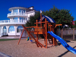 Гостевой Дом Уютный Дворик