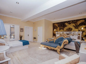 Silk Road Empire Hotel