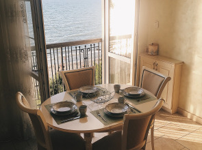 Квартира Дом у моря