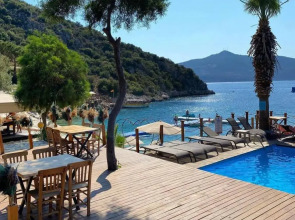 Отель Kalkan Beach Park