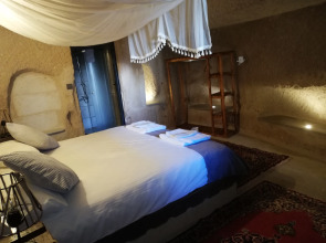 Cronos Cappadocia Cave Hotel