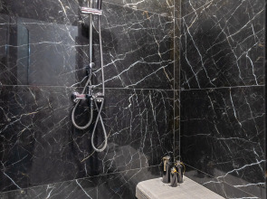 Апартаменты Представительский Люкс с Балконом Elite Apartments