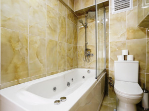 Апарт-отель  Cube Suites