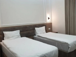 Отель Anor Qala