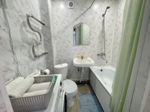 Квартира с видом на сопку с телевышкой На Сутки