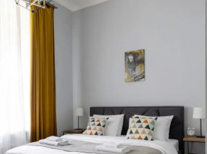 Апартаменты Гриджо с диваном R&B на Рубинштейна