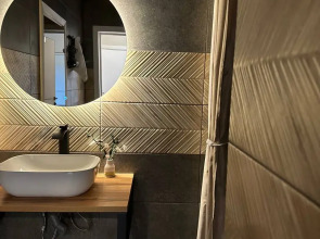 Частный Дом Барнхаус №2 на 10 гостей, с дровяной баней и горячим чаном