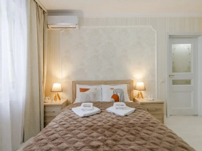 Апартаменты "Полулюкс с джакузи"