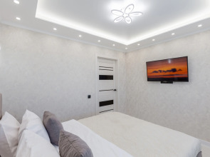 Апартаменты Уютные Апарты RentPlaza 1 с Красивым Видом