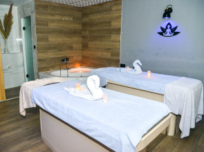 Отель Zeynel Konyaalti