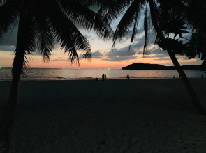 Отель Dlima Beach Inn Langkawi