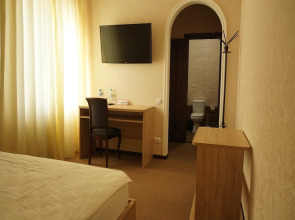 Отель Версаль