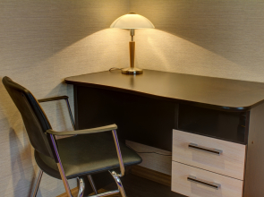 Апартаменты Стандартные с Балконом и Видом на Город на площади МОПРа