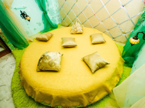 Апартаменты Квартирный Вопрос на Артема 89