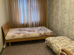 Квартира трехкомнатная Кирова 54