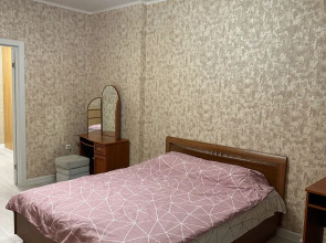 Апартаменты Уютные 2х комнатные недалеко от центра и метро