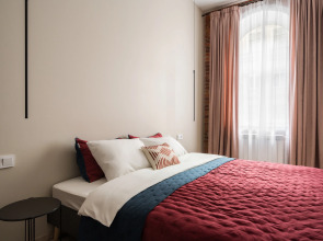 Квартира Трехкомнатная на Канале Грибоедова