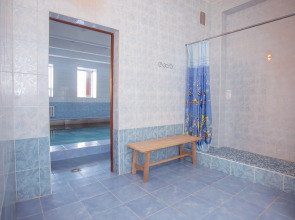 Гостиница Мир на Карбышева