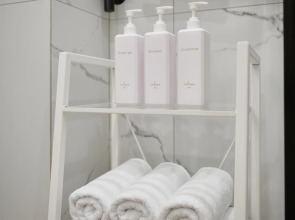 Апартаменты White Beach Studio Самостоятельное Заселение