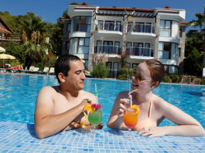 Отель Golden Life Heights Deluxe Suite