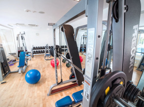 Отель Достык