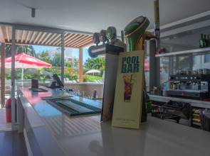 Апартаменты Flor da Rocha Turísticos