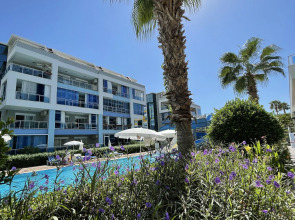 Апартаменты у моря 320 м с балконом