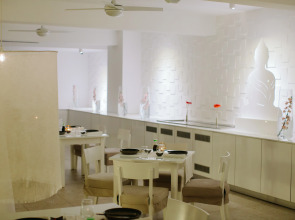 Отель Napa Suites