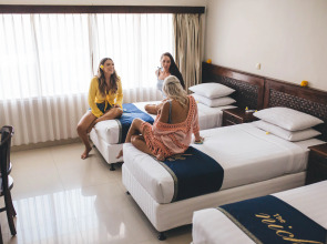 Отель The Niche Bali