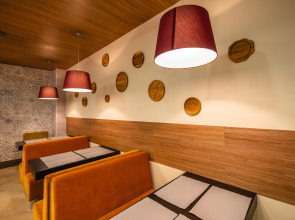 Отель Авитель