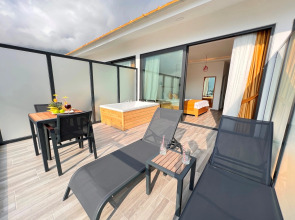 Отель Kalkan Beach Park