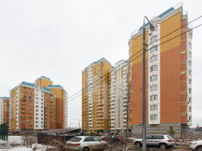 1b  Krasnogrskij 46 Apartments