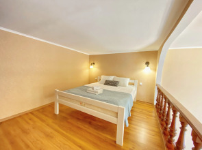 Апартаменты Apart-Comfort Двухуровневые на Волжской Набережной 49/1