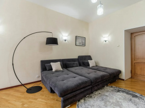 Апартаменты Видовые у Казанского собора 2 спальни 2 сан.узла 12 гостей