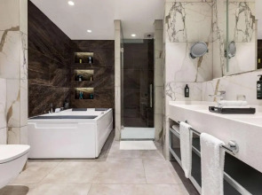 Отель Wyndham Garden Baku