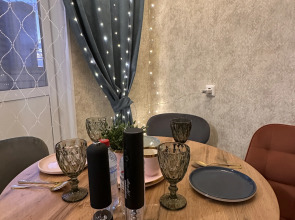 Апартаменты 2 комнатная квартира на Мира 9В