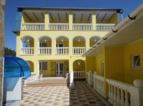 Гостевой дом Роман Песчаное