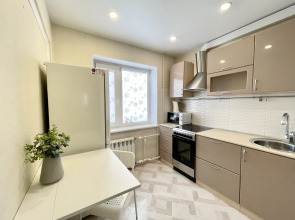 Two Pillows on str. Yanovskogo, bld. 4a