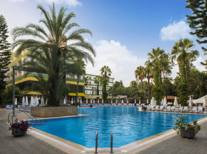 Отель Botanik Hotel & Resort