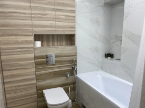 Апартаменты Двухкомнатные апартаменты на набережной