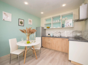 Евро-двухкомнатная квартира BeGuest на Чкалова 18