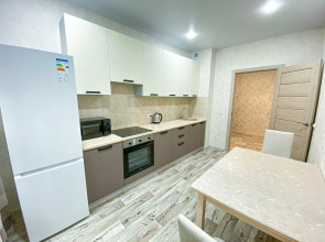 Квартира Апартаменты с Шикарным Видом из Окна на ул. Селезневской.