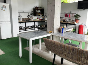 Апартаменты Двухместный Улучшенный с Балконом и Ванной Комнатой