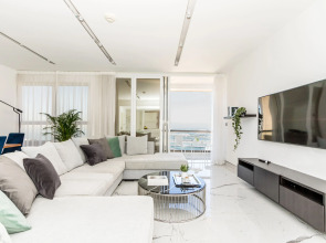 Апартаменты GMA Murjan 2BR Sea View High Floor