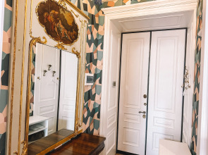 Апартаменты Эксклюзивная квартира Уголок Парижа