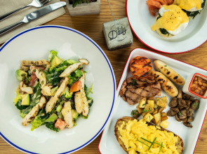 Отель Rove City Walk