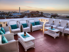 Отель Maru Maru