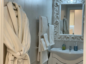 PK DESIGN - двухкомнатная квартира с отдельной спальней