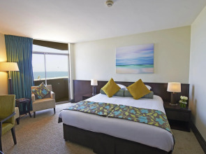 Отель JA The Resort - JA Palm Tree Court