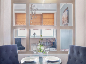 Трёхкомнатная квартира на набережной реки Волга Центр, Новый дом - бесконтактное заселение 24/7